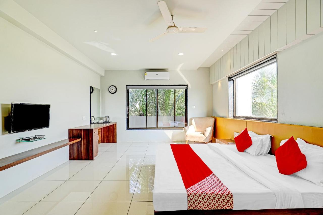 Oyo 70752 Viram House Hotel Gorwa Bagian luar foto