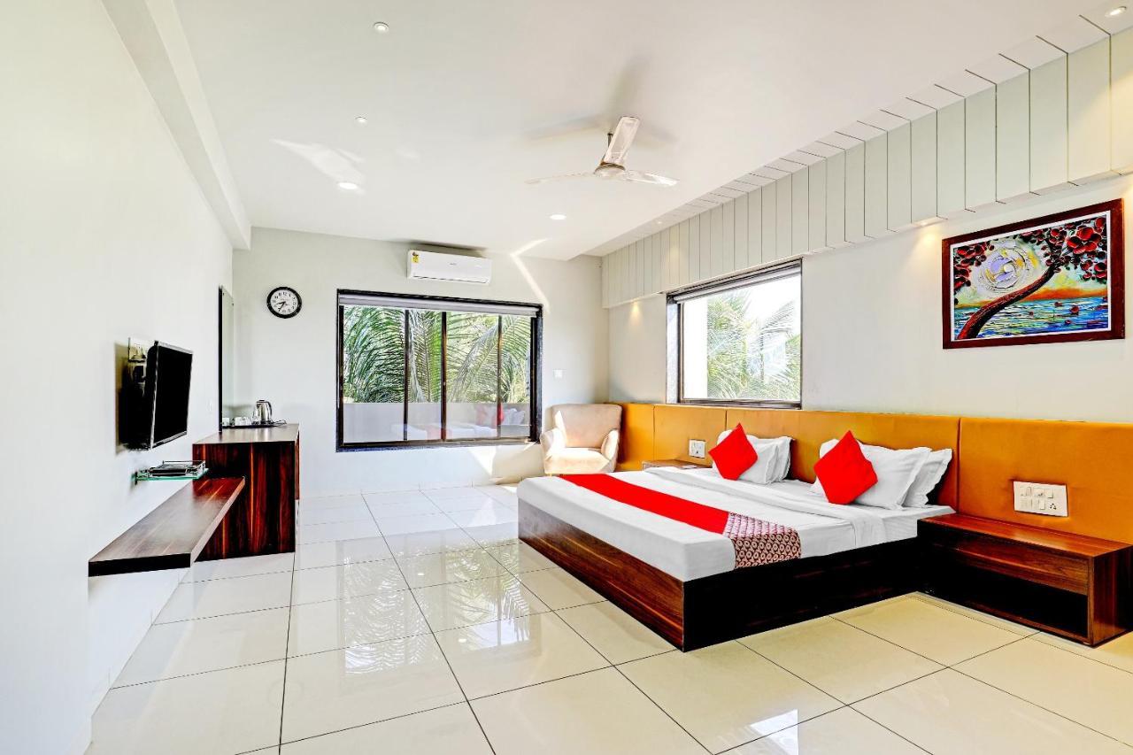 Oyo 70752 Viram House Hotel Gorwa Bagian luar foto