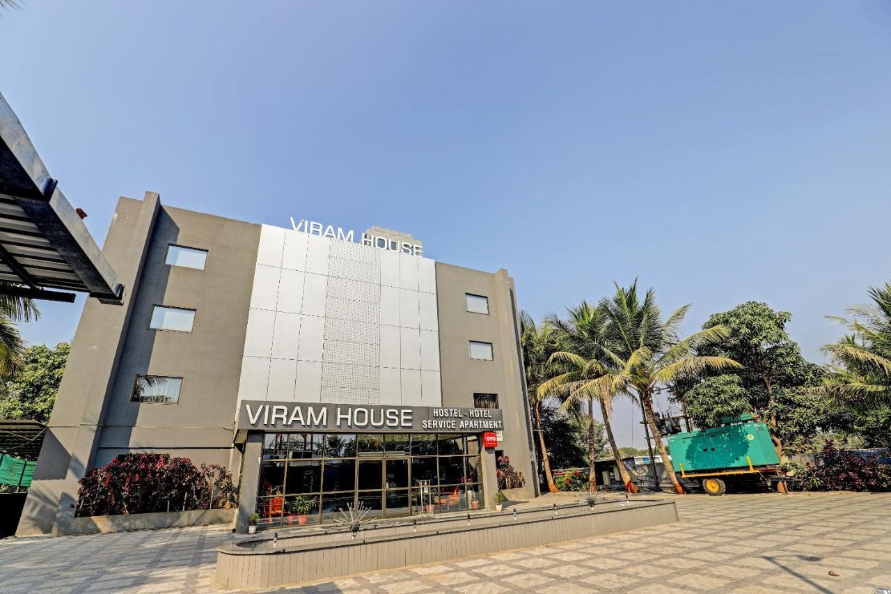 Oyo 70752 Viram House Hotel Gorwa Bagian luar foto