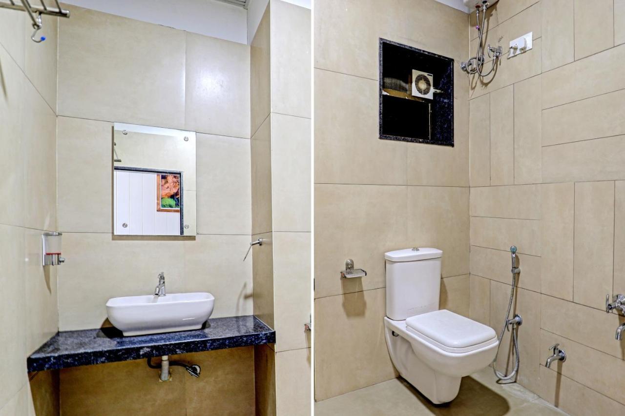 Oyo 70752 Viram House Hotel Gorwa Bagian luar foto