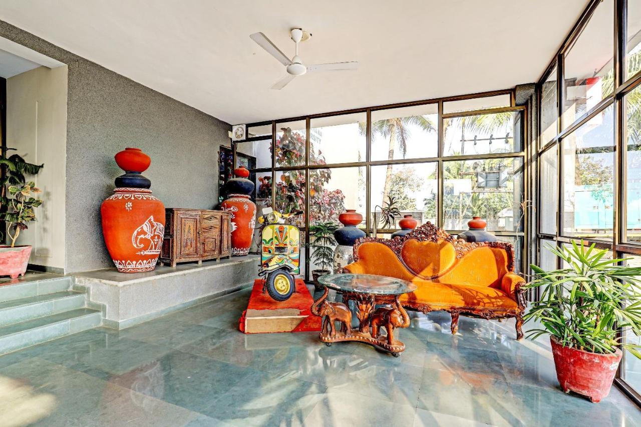 Oyo 70752 Viram House Hotel Gorwa Bagian luar foto